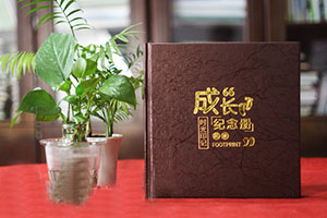 制作紀(jì)念冊 記載美好往事 大概的紀(jì)念冊制作流程是怎樣的？